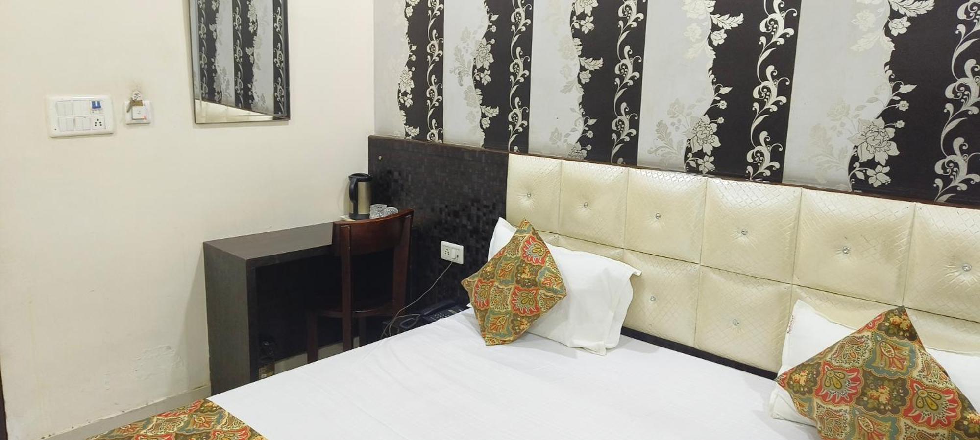 Hotel The Raj Fort Jaipur Exterior photo